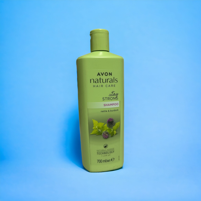 Avon Naturals Hair Care Шампунь для волосся «Фітозміцнення. Кропива і лопух» 700мл